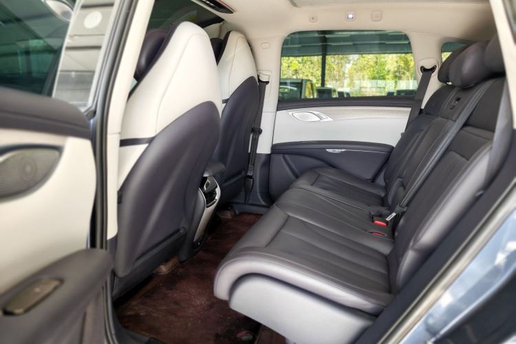 Used IM LS7 2023 77 kWh Urban Fit Rear-Wheel Drive