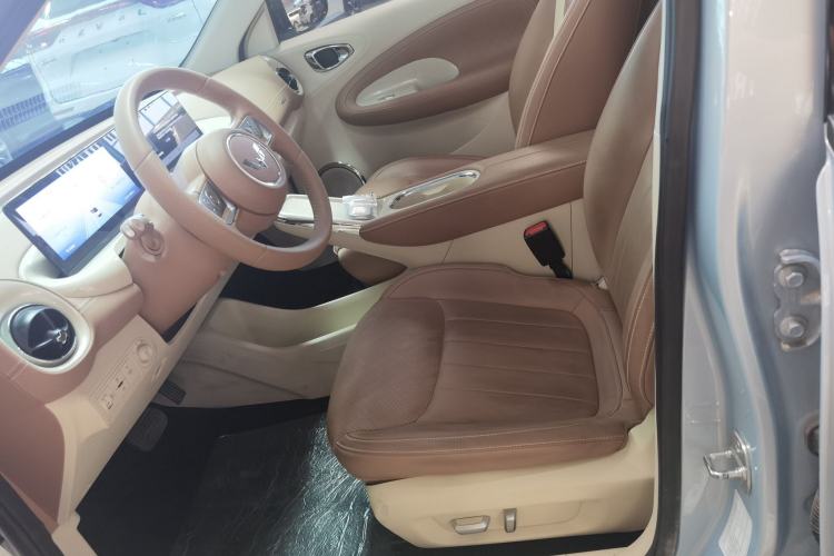 Used Wuling Bingo 2025 410 km Lingxi Deluxe Edition Left Front Seat