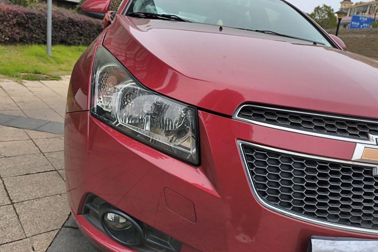 Used Chevrolet Cruze 2013 Hatchback 1.6L Manual Luxury Model