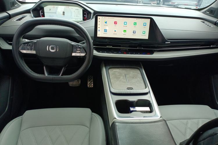 Used CHANGAN NEVO Q05 2025 Truly Delicious Version 125 Deluxe Edition Center Console