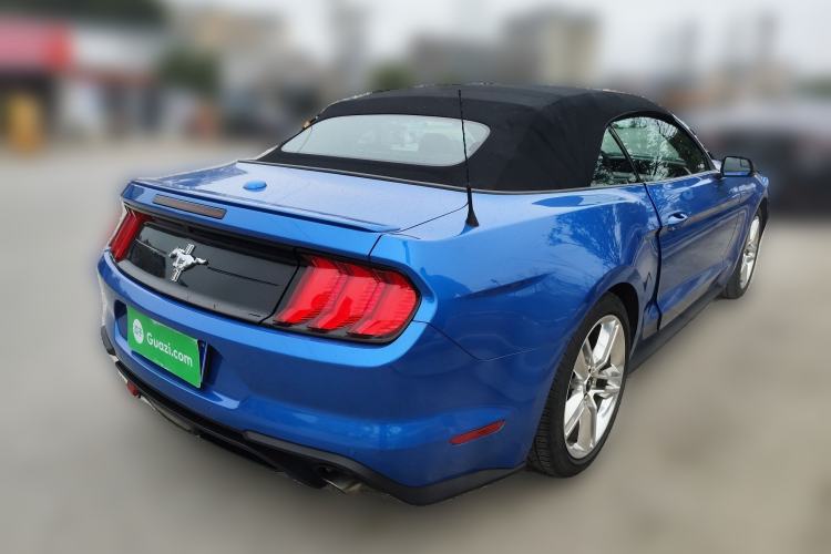 Used Ford Mustang 
