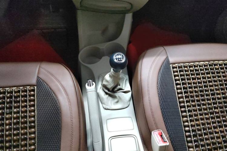 Used Kia Sportage 2013 2.0L Manual Two-Wheel Drive GL Trim
