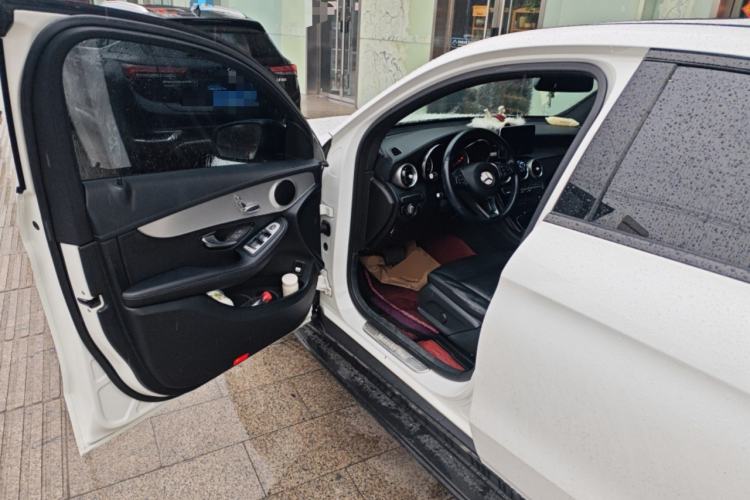 Used Mercedes-Benz GLC Coupe 2018 GLC 200 4MATIC Coupe SUV Driver Seat