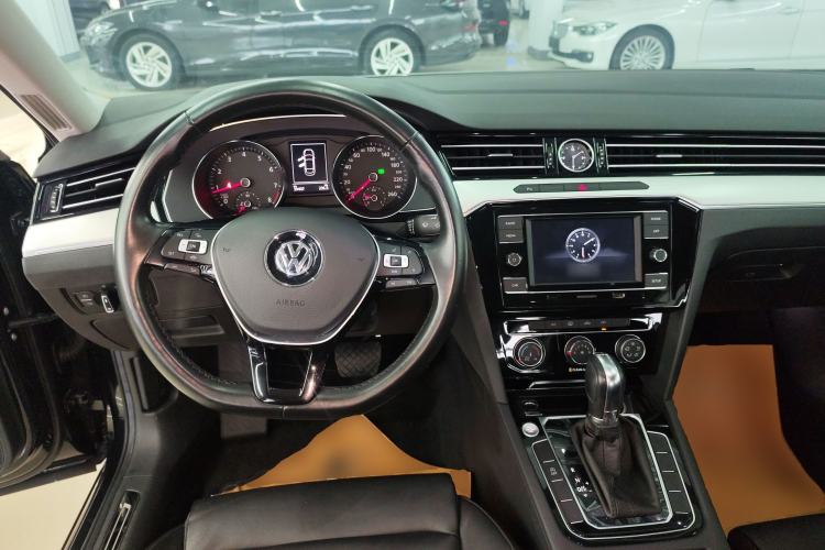 Used Volkswagen Magotan 2019 280TSI DSG Leading Model China VI Standard
