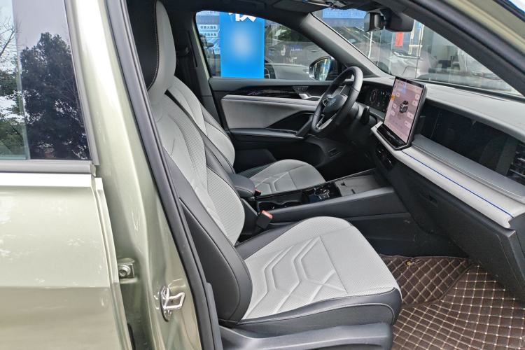 Used Volkswagen Tayron 2025 Tiguan L 380TSI 4Motion Luxury