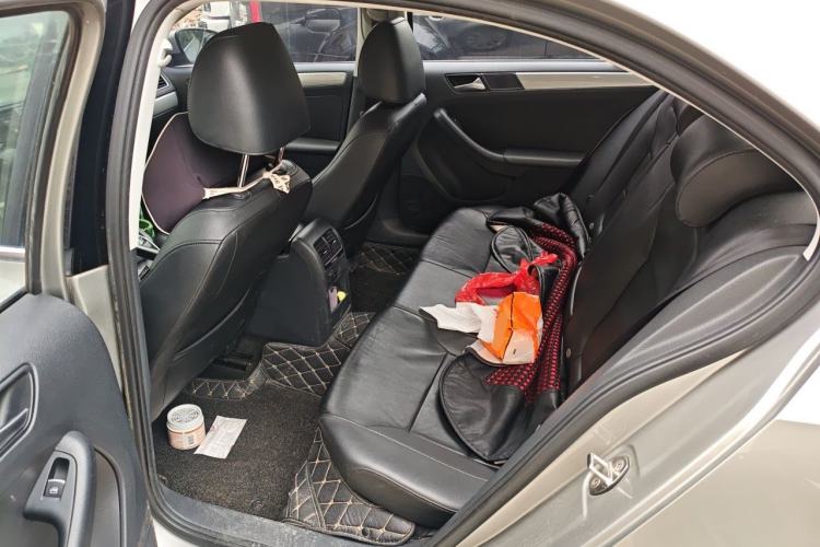 Used Volkswagen Sagitar 2014 Revised Version 1.4TSI Automatic Luxury Edition Left Rear Seat