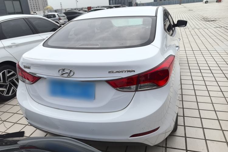 Used Hyundai Elantra (5th Generation / Langdong) 2015 1.6L Automatic Leading Model
