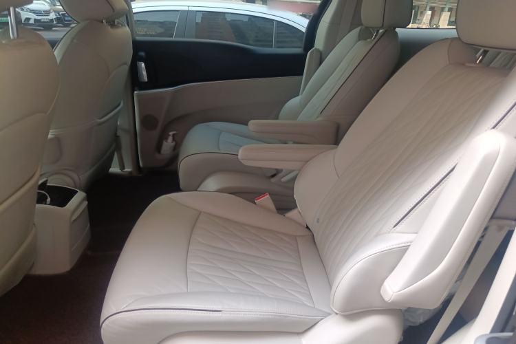 Used Buick GL8 2021 Land Cruiser Executive Class 652T Luxury Model Left Rear Seat