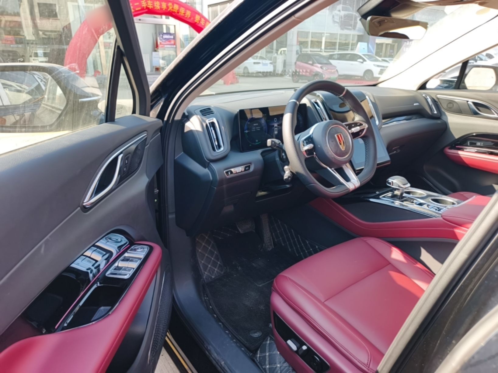 Hongqi HS3 PHEV 2025 Model 117km Jingwei Edition — снимка 18
