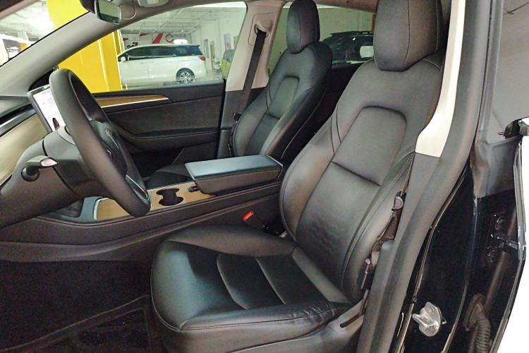 Used Tesla Model Y 2021 Standard Range Rear-Wheel Drive Version