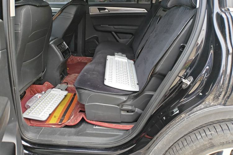 Used Volkswagen Teramont 2019 530 V6 Four-Wheel Drive Luxury Edition China VI Standard Left Rear Seat