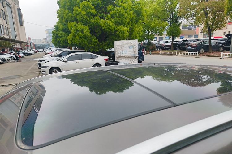 Used Qoros 5 2018 1.6T Automatic Prestige Model Roof