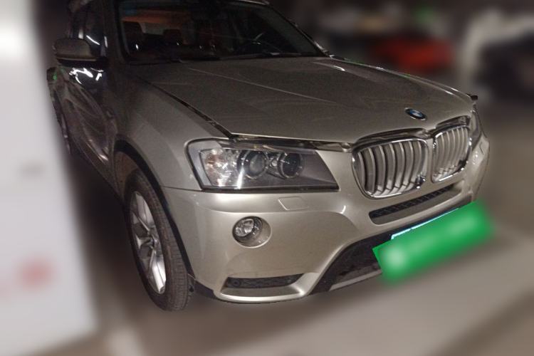 Used BMW X3 2012 xDrive28i Leading Model Front Right 45 Deg