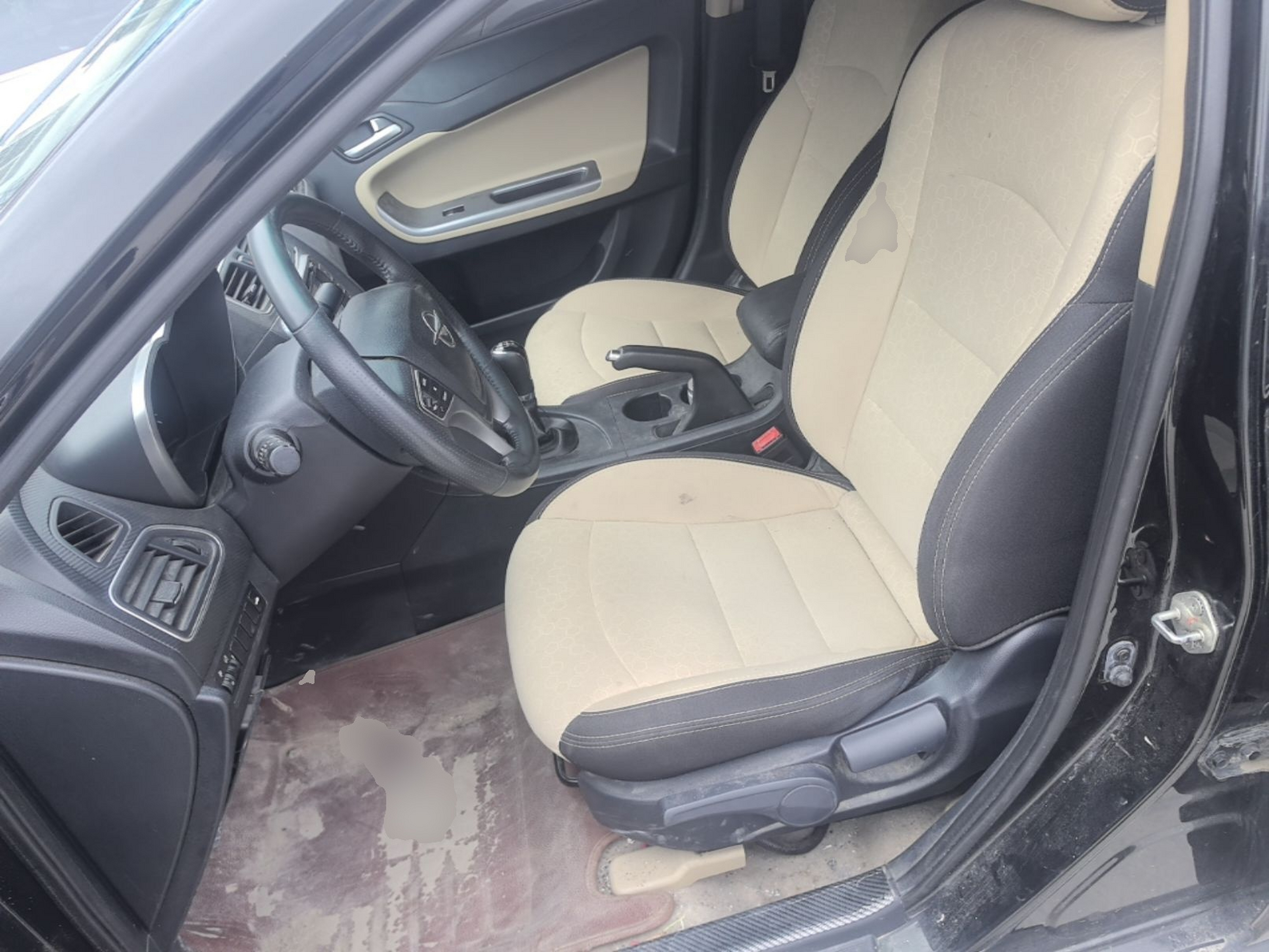 Interior delantero