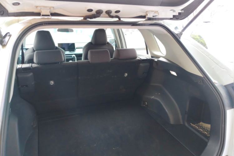 Used Toyota Wildlander 2023 2.0L CVT Two-Wheel Drive Leading Edition Trunk