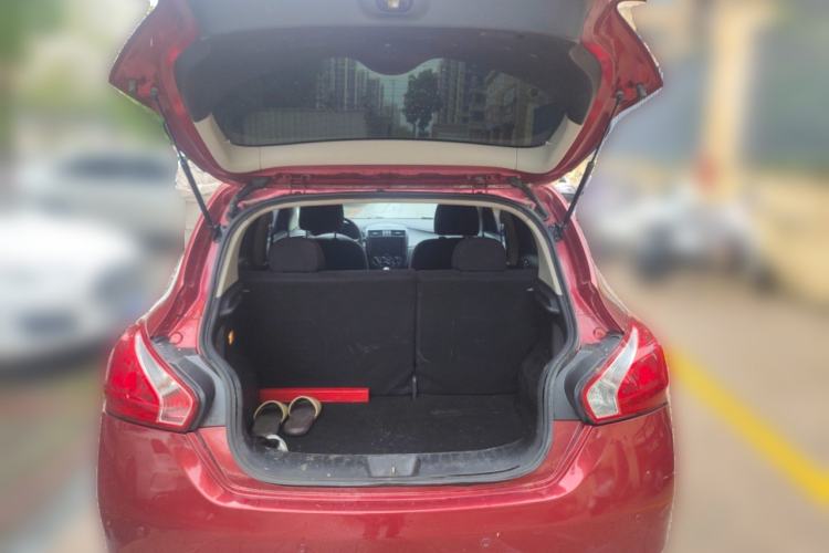 Used Nissan Tiida 2011 1.6L CVT Comfort Model
