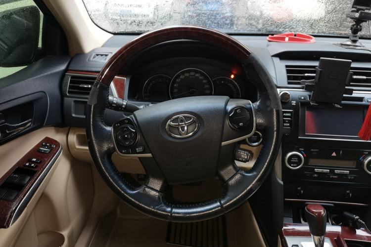 Used Toyota Camry 2012 2.5G Luxury Edition