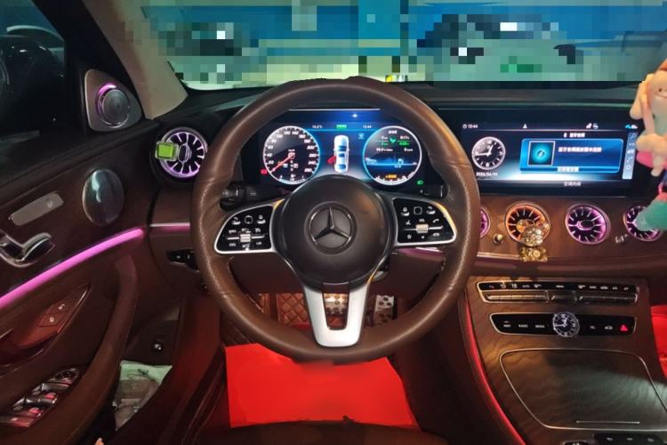 Used Mercedes-Benz E-Class 2019 E 260 L
