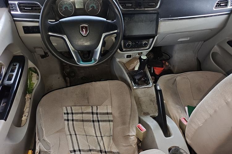 Used Jinbei New Hiace X30L 2016 1.3L Wealth Edition DLCG12 Center Console