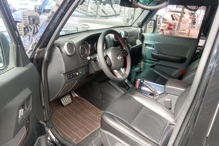 Used BAIC Off-Road BJ40 2016 40L 2.3T Automatic All-Wheel Drive Premium Edition Left Front Seat