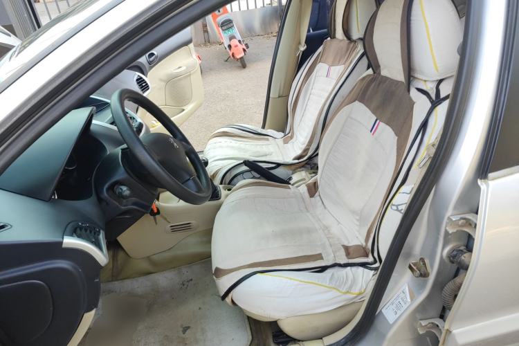 Used Peugeot 207 2010 Sedan 1.4L Manual Yule Edition
