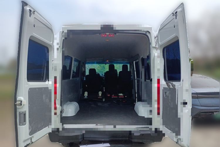 Used Iveco Daily  Trunk