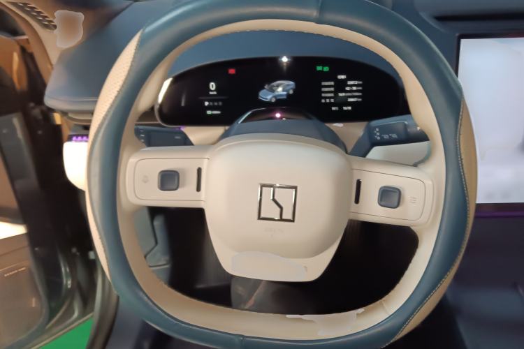 Used Zeekr 007 2024 Rear-Drive Intelligent Driving Version 75 kWh Steering Wheel