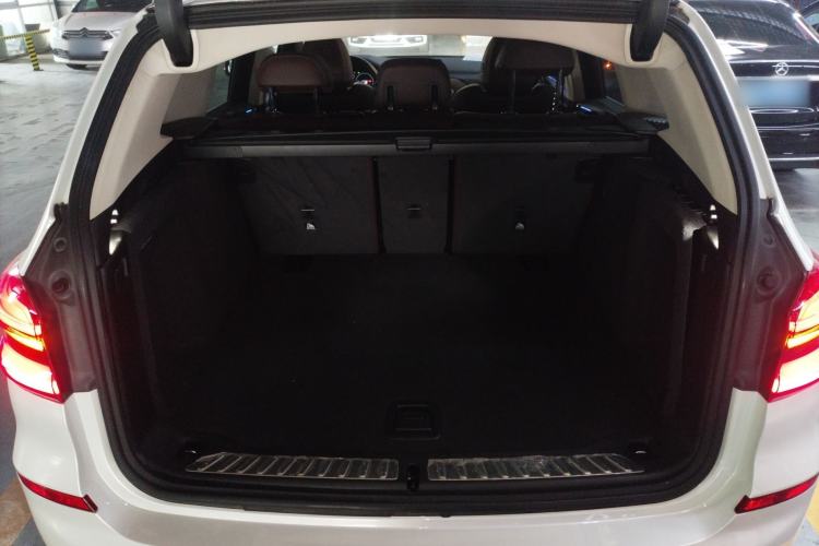 Used BMW X3 2018 xDrive28i Luxury Package China VI Emission Standard Trunk
