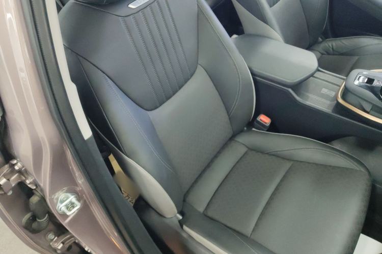 Used Toyota bZ3 2023 616 km Long-Range Premium
