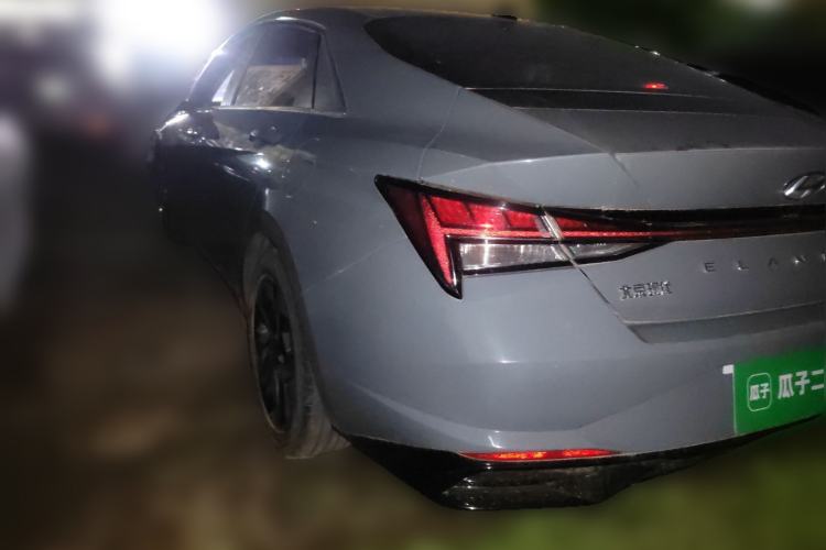 Used Hyundai Elantra 2022 1.5L CVT LUX Prestige Edition