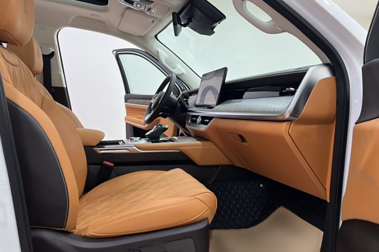 Used Tank 500 New Energy 2025 Hi4-Z Interior 5