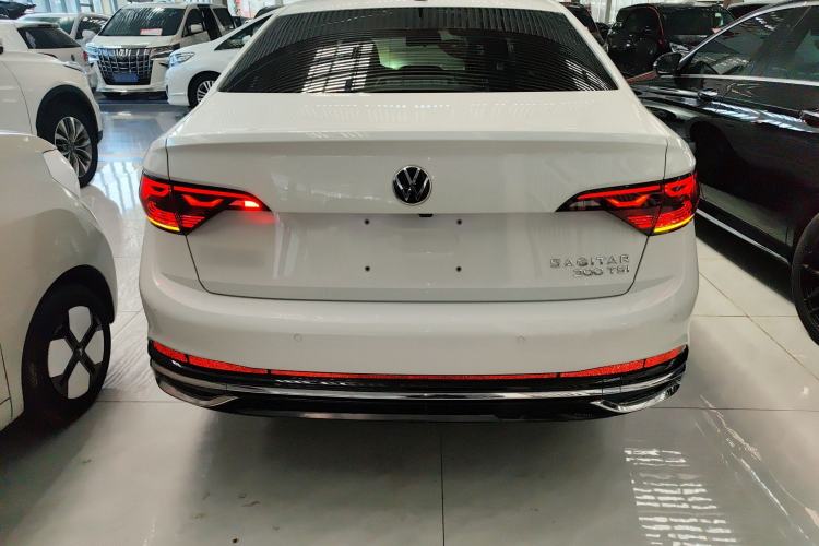 Used Volkswagen Sagitar 2023 300TSI DSG Excellence Edition
