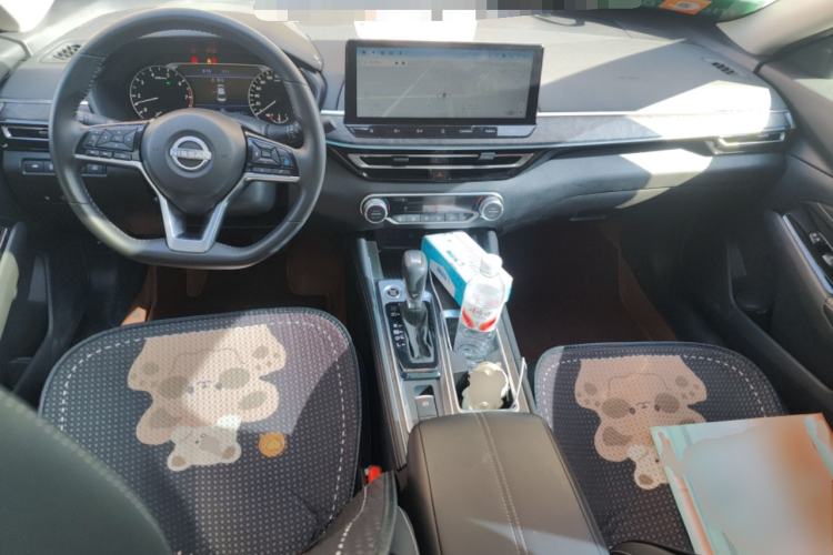 Used Nissan Teana 2022 2.0L XL-Upr Enjoyment Edition Center Console