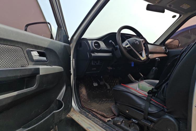 Used Dongfeng Ruichi 2019 2.4L Gasoline China VI Standard Two-Wheel-Drive Standard Cab 2TZD Driver Seat