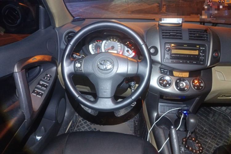 Used Toyota RAV4 2011 2.0L Automatic Classic Edition Steering Wheel