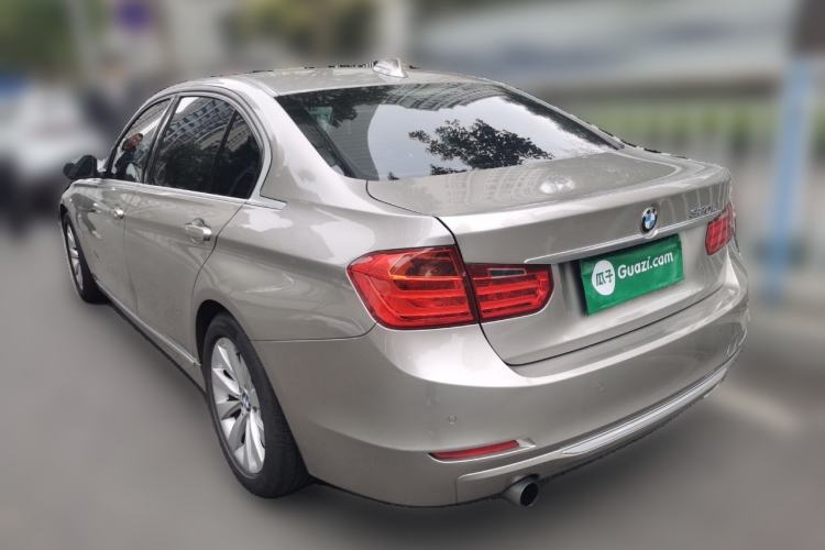 Used BMW 3 Series 2013 Facelift 320Li Fashion Design Package

