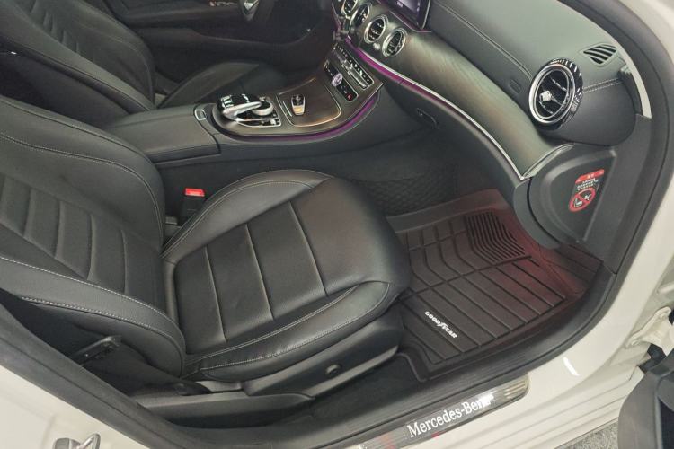 Used Mercedes-Benz E-Class 2017 E 300 L Sporty and Stylish Model
