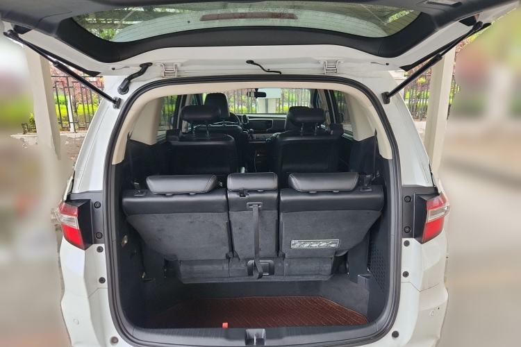 Used Honda Odyssey 2015 Updated Version 2.4L Smart Edition Trunk