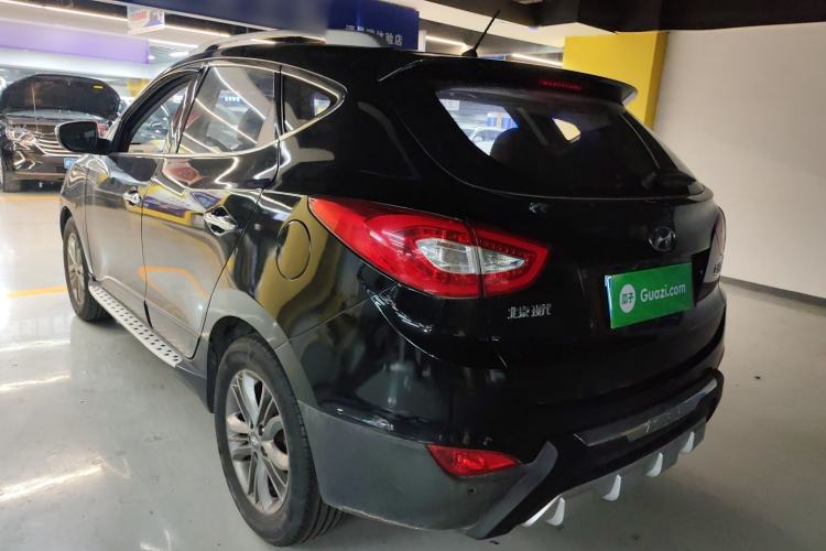 Used Hyundai ix35 2015 2.0L Automatic 2WD Smart Type China IV Exterior 2
