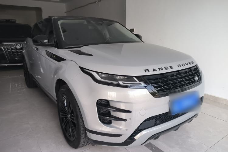 Used Land Rover Range Rover Evoque 2024 Aurora L 249 PS Prestige Light-Chasing Edition