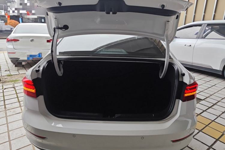 Used Volkswagen Lavida 2021 1.5L Automatic Comfort Edition Trunk