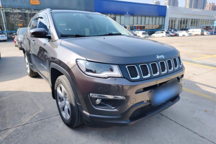 Used Jeep Compass 2017 200T Automatic Family Edition
