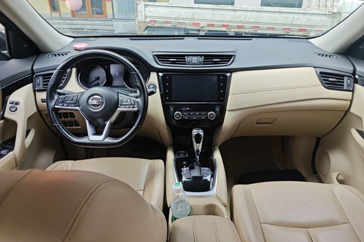 Used Nissan X-Trail 2019 2.0L CVT Comfort Edition 2WD Center Console