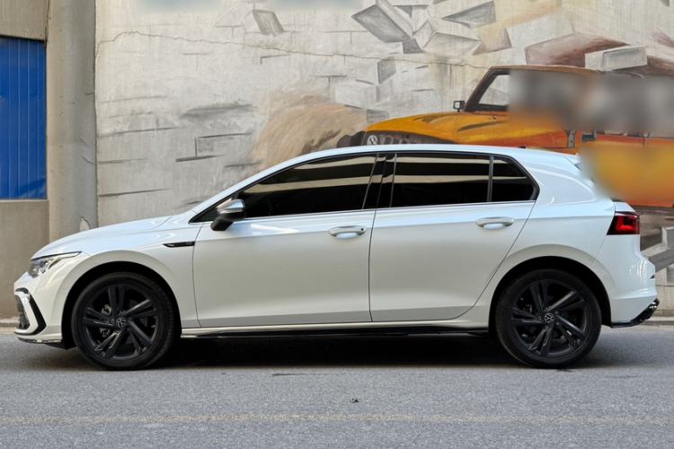 Used Volkswagen Golf 2023 280TSI DSG R-Line Lite Exterior 2