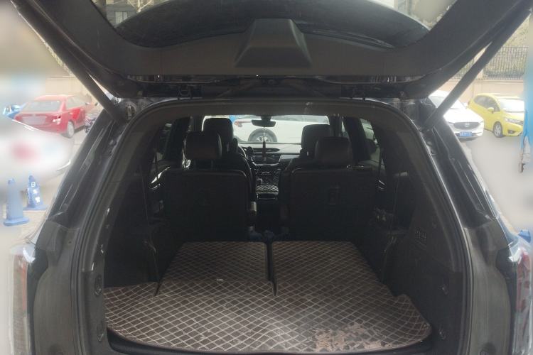 Used Cadillac XT6 2020 28T Six-Seater Luxury Sporty Enjoy-the-Comfort Safety Edition