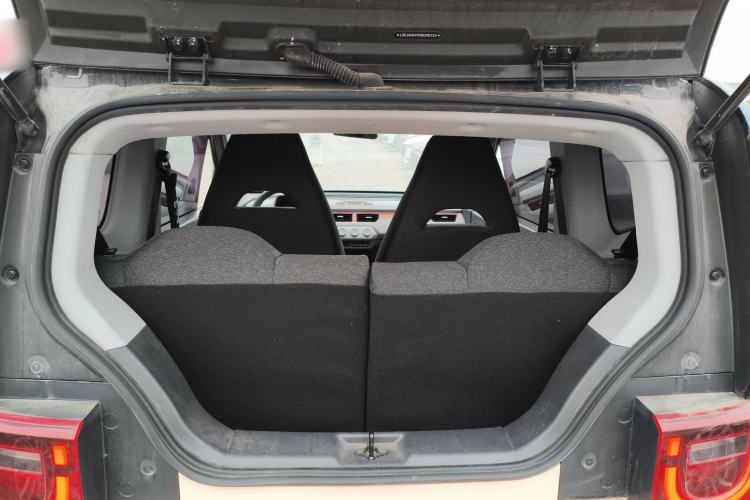 Used Chery QQ Ice Cream 2022 170km Sundae Phosphate Lithium-Ion
