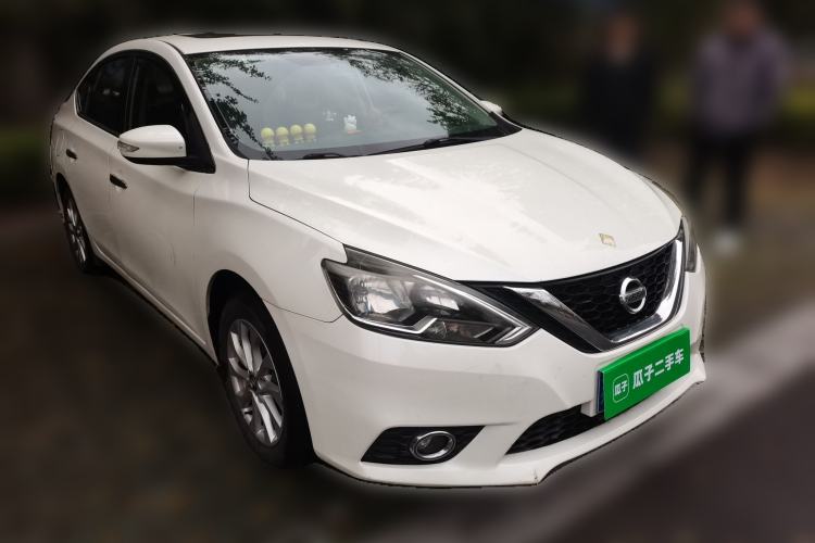 Used Nissan Sylphy 2016 Classic 1.6 XL Automatic Luxury Edition Front Right 45 Deg