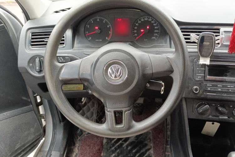 Used Volkswagen Santana 2013 1.4L Manual Fashion Edition Steering Wheel