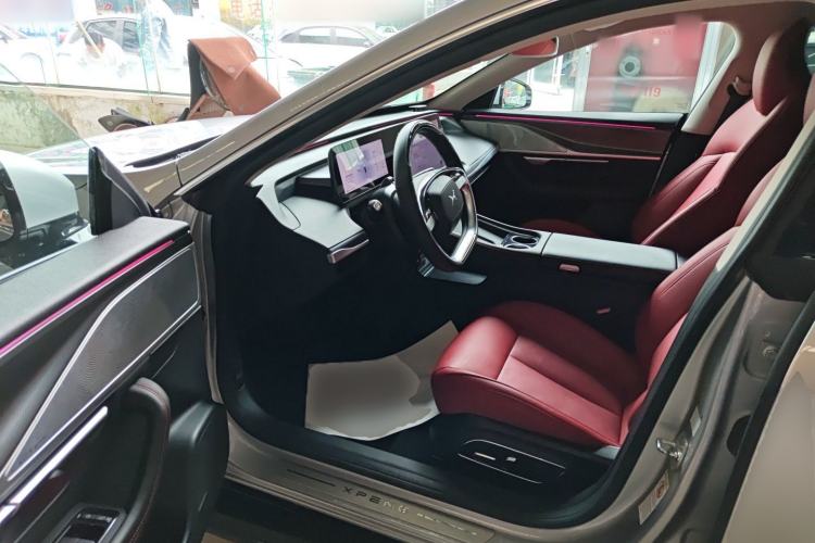 Used XPeng P7 2024 P7i 550 Pro
