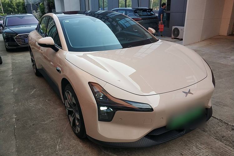 Used XPeng MONA M03 2024 620 with Ultra-Long Range
